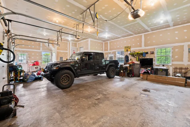 $659,000 | 25 Amos Court, Lewiston, ME 04240