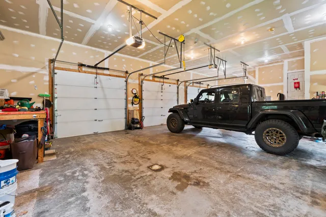 $659,000 | 25 Amos Court, Lewiston, ME 04240