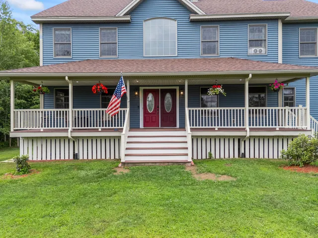 $659,000 | 25 Amos Court, Lewiston, ME 04240