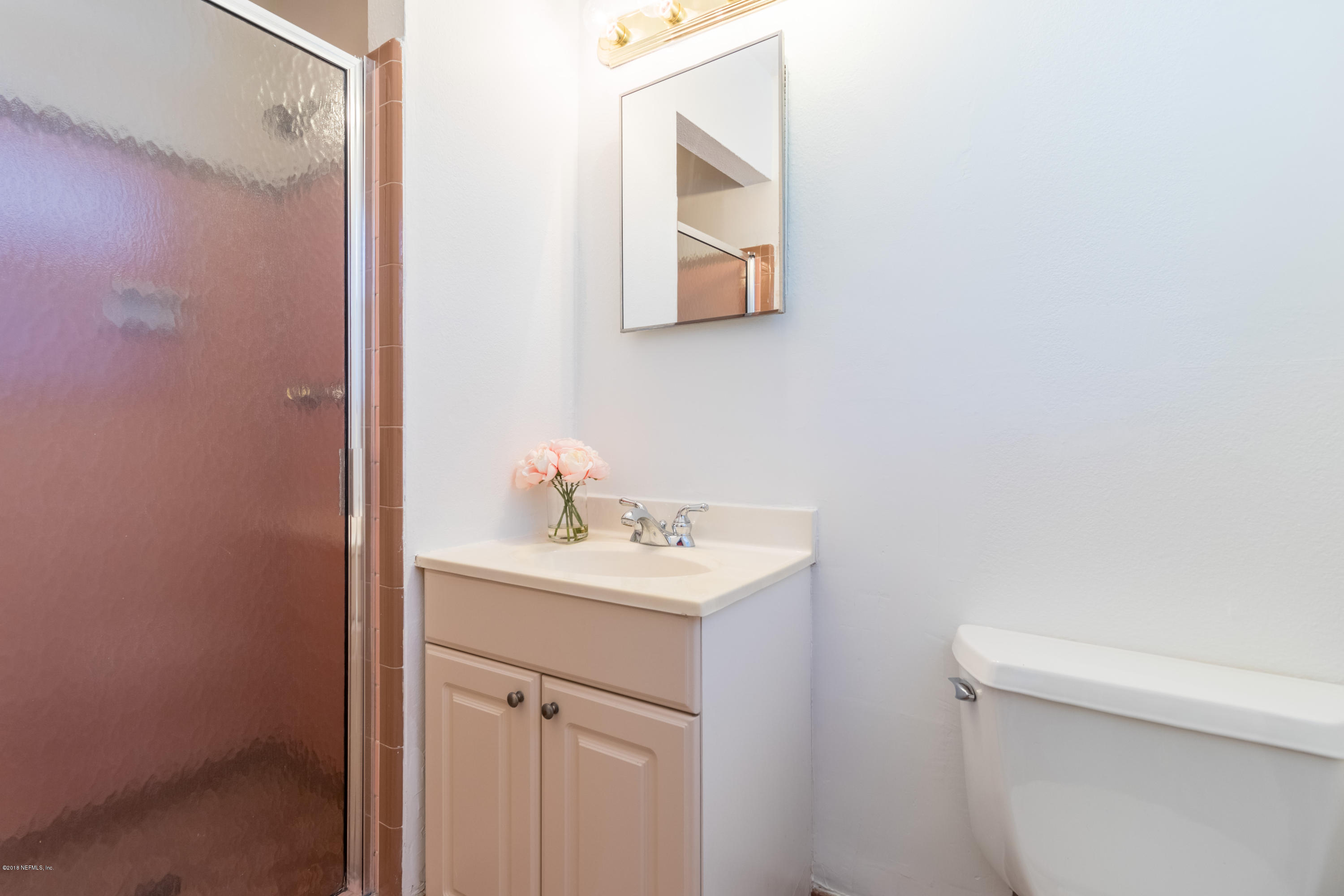 5125 Damascus Road South Jacksonville, FL 32207 - Photo 21 of 25 Master bathroom