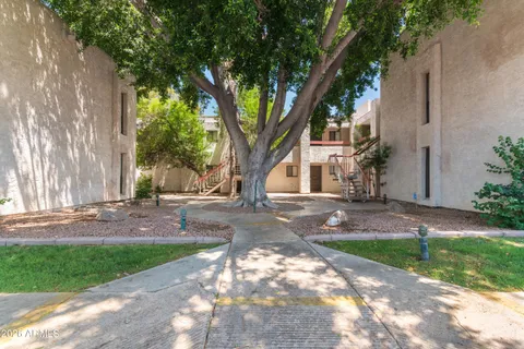 $178,900 | 3119 West Cochise Drive, Unit 149, Phoenix, AZ 85051
