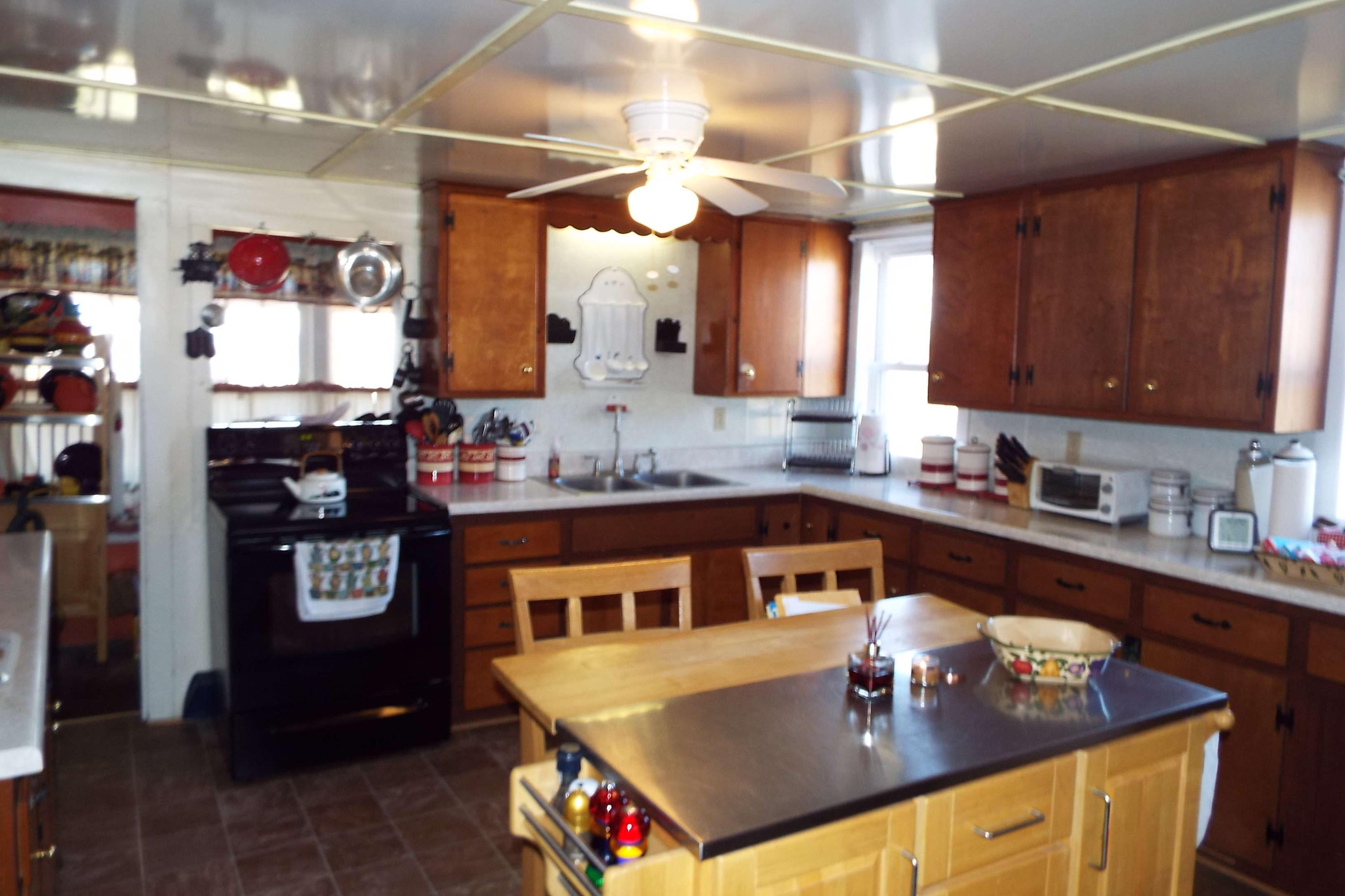 23 Holiness Church Road Union, WV 24983 - Photo 8 of 13 Gallery Image 8