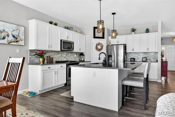 $490,000 | 527 Columbia Downs Drive, Lake St. Louis, MO 63367