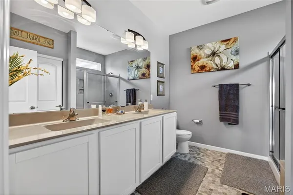 $490,000 | 527 Columbia Downs Drive, Lake St. Louis, MO 63367