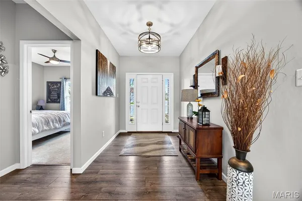 $490,000 | 527 Columbia Downs Drive, Lake St. Louis, MO 63367