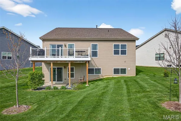 $490,000 | 527 Columbia Downs Drive, Lake St. Louis, MO 63367