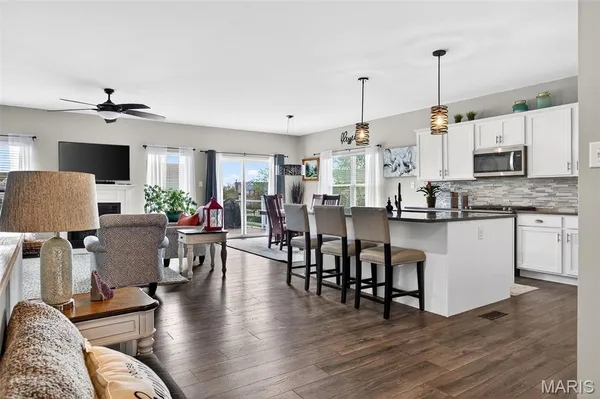 $490,000 | 527 Columbia Downs Drive, Lake St. Louis, MO 63367