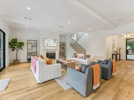 $2,350,000 | 3502 Grennoch Lane, Houston, TX 77025