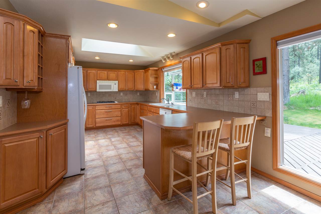 1812 South Wardson Road Spokane Valley, WA 99212 - Photo 8 of 19