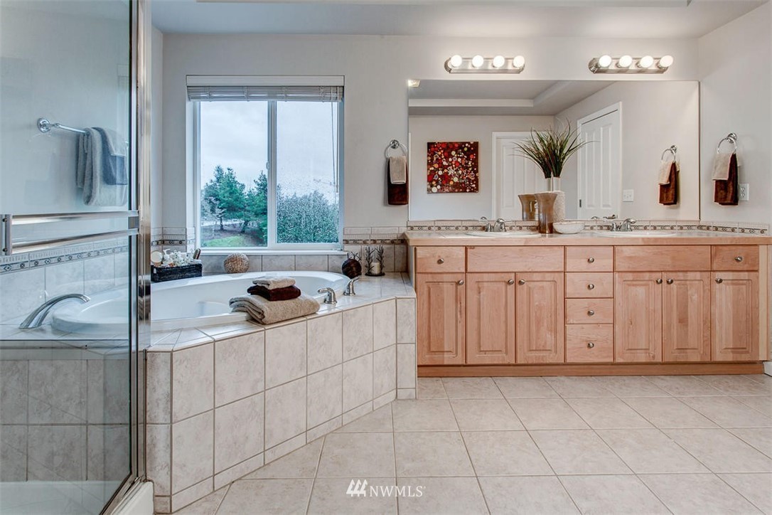 16627 Southeast 167th Street Renton, WA 98058 - Photo 22 of 25 Gallery Image 22