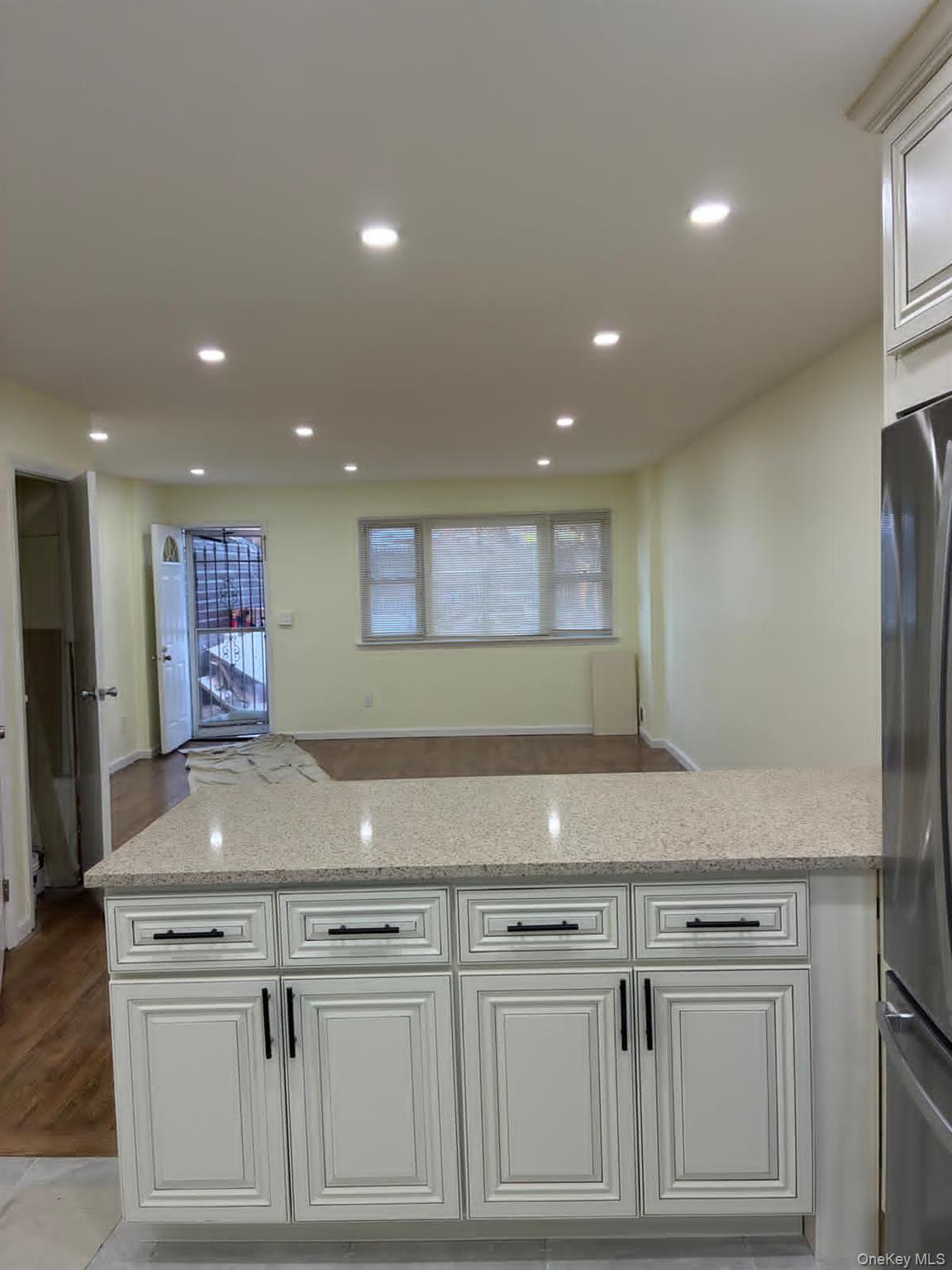 122-52 Springfield Boulevard Queens, NY 11413 - Photo 3 of 25