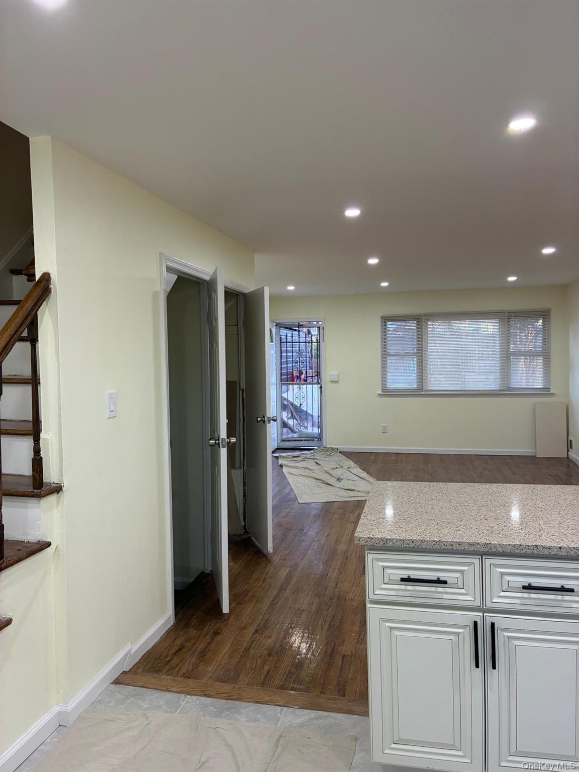 122-52 Springfield Boulevard Queens, NY 11413 - Photo 5 of 25