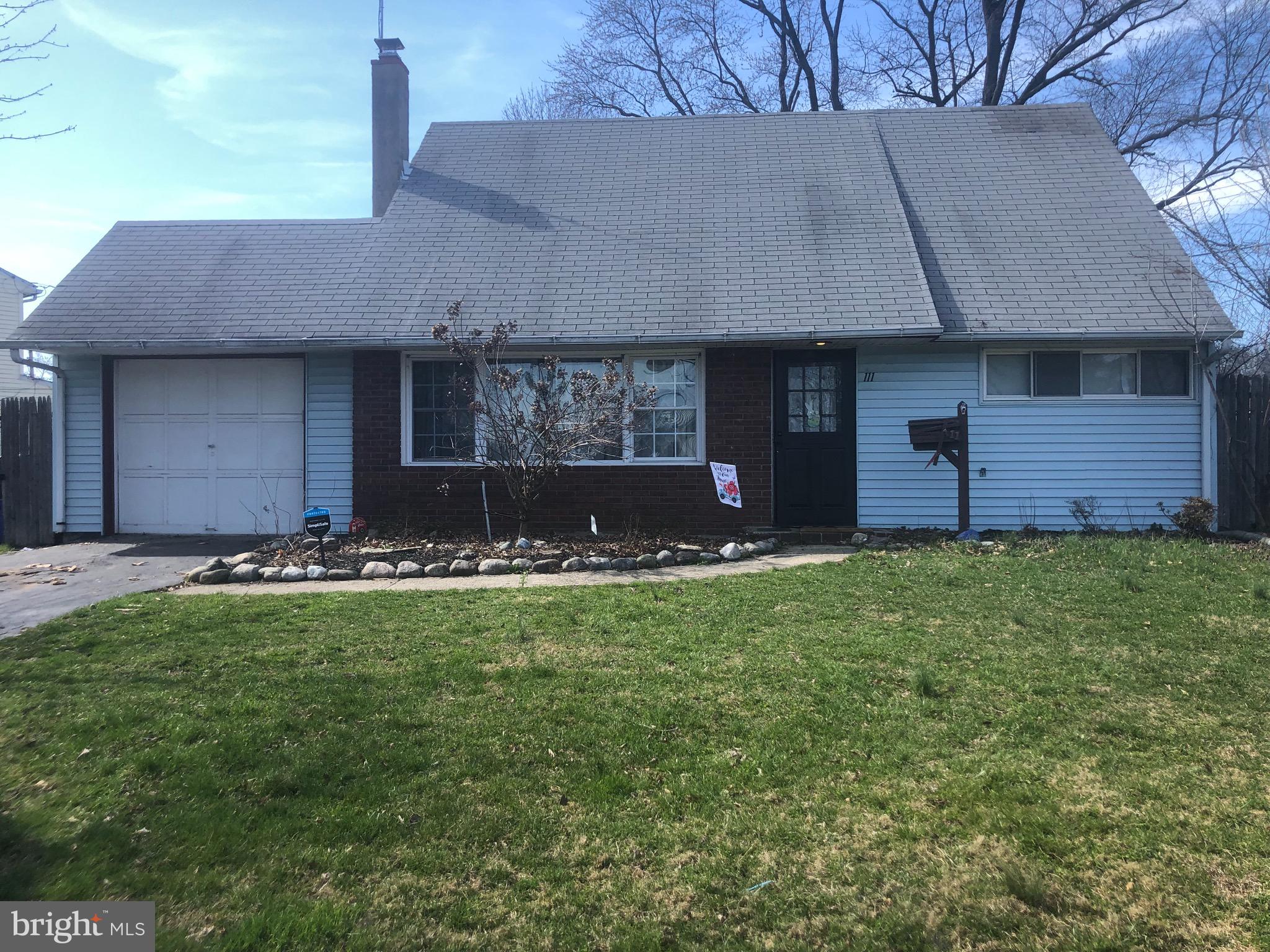 111 Plumtree Road Levittown, PA 19056 - Photo 1 of 18 Gallery Image 1