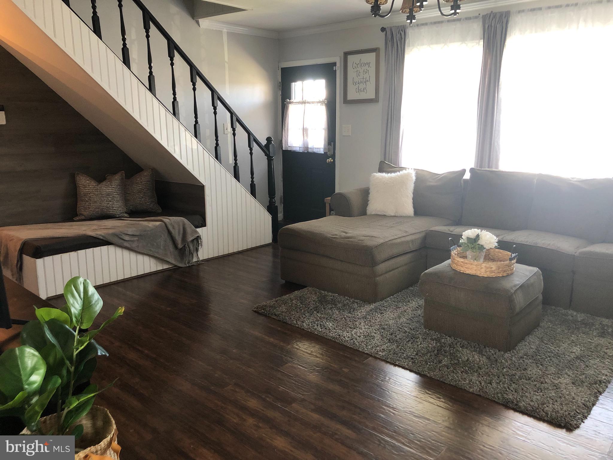 111 Plumtree Road Levittown, PA 19056 - Photo 6 of 18 Gallery Image 6