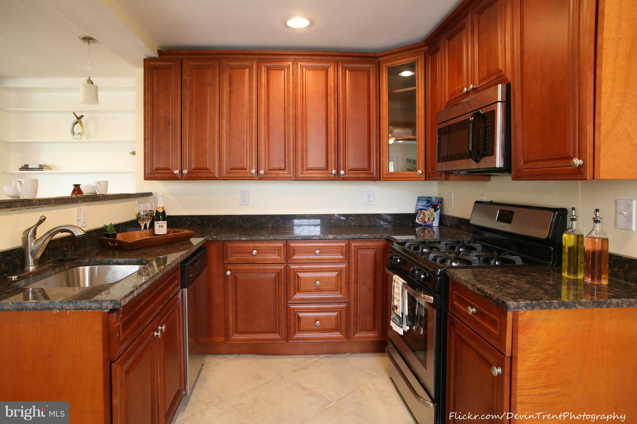 2909 Church Road Baltimore, MD 21234 - Photo 6 of 17 Kitchen