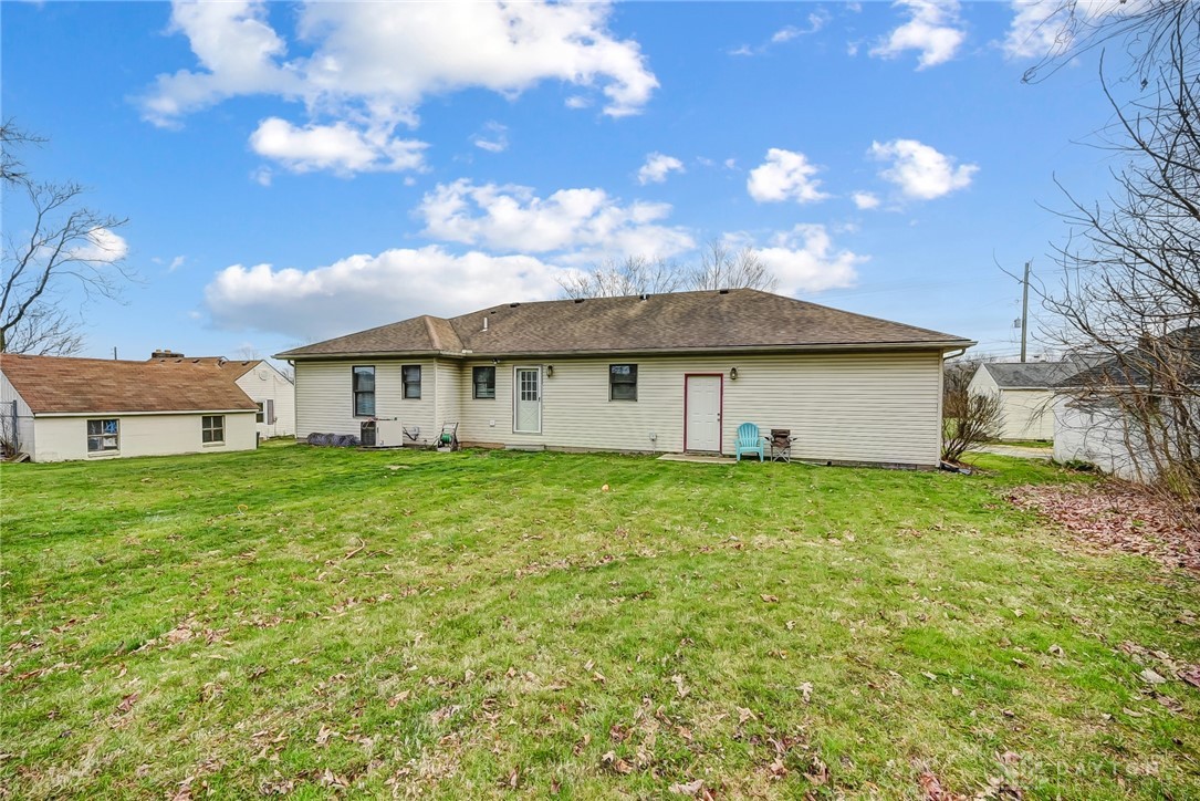 1493 South Burnett Road Springfield, OH 45505 - Photo 35 of 37