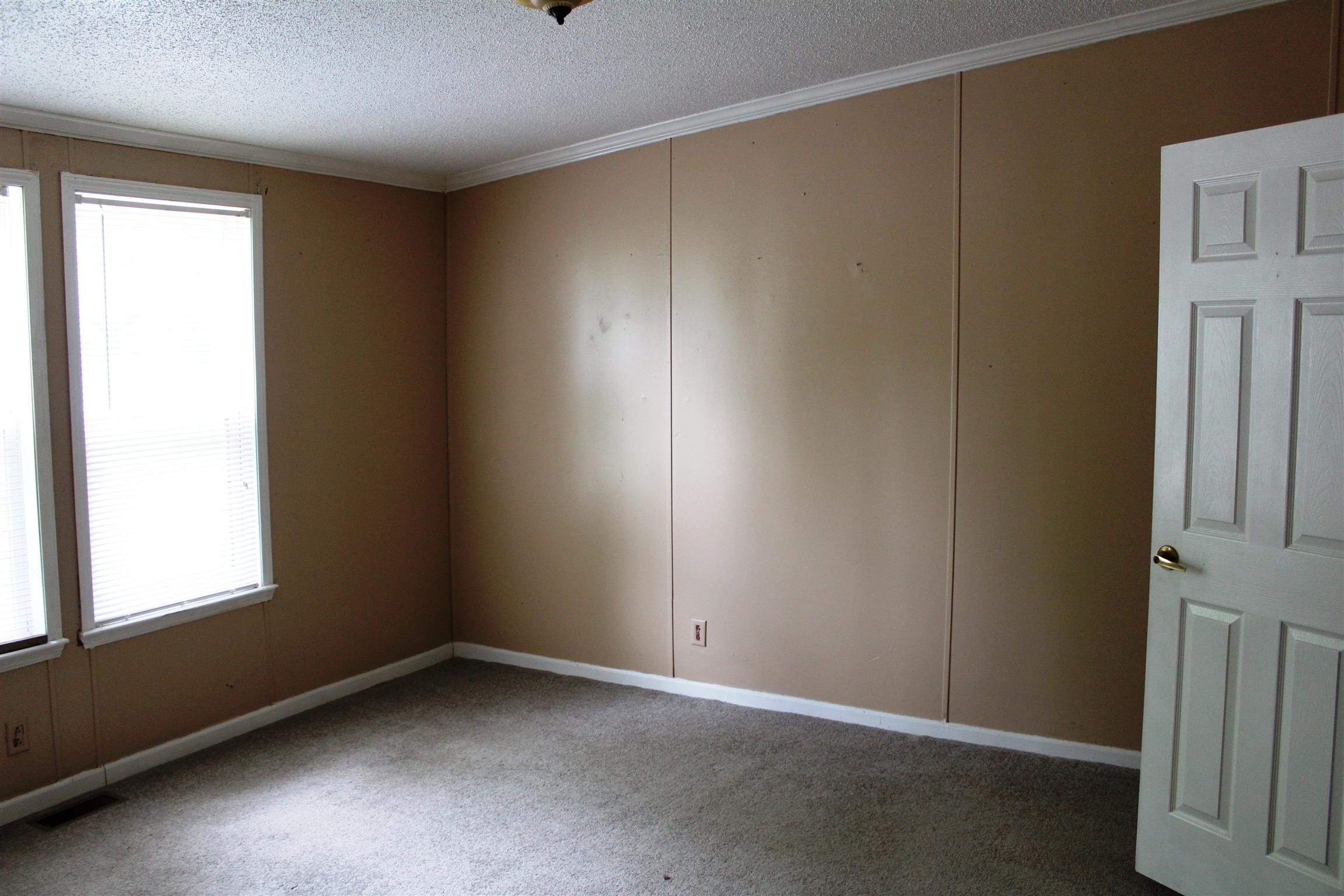 301 Sunset Point Road McMinnville, TN 37110 - Photo 11 of 15 Gallery Image 11