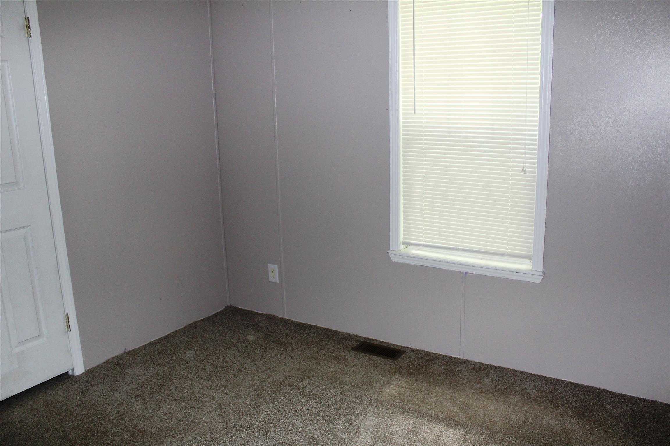 301 Sunset Point Road McMinnville, TN 37110 - Photo 12 of 15 Gallery Image 12