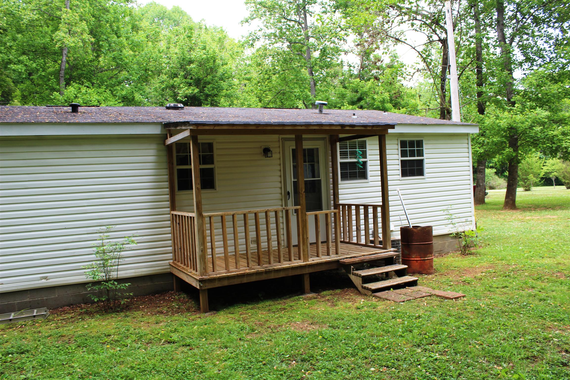301 Sunset Point Road McMinnville, TN 37110 - Photo 5 of 15 Gallery Image 5