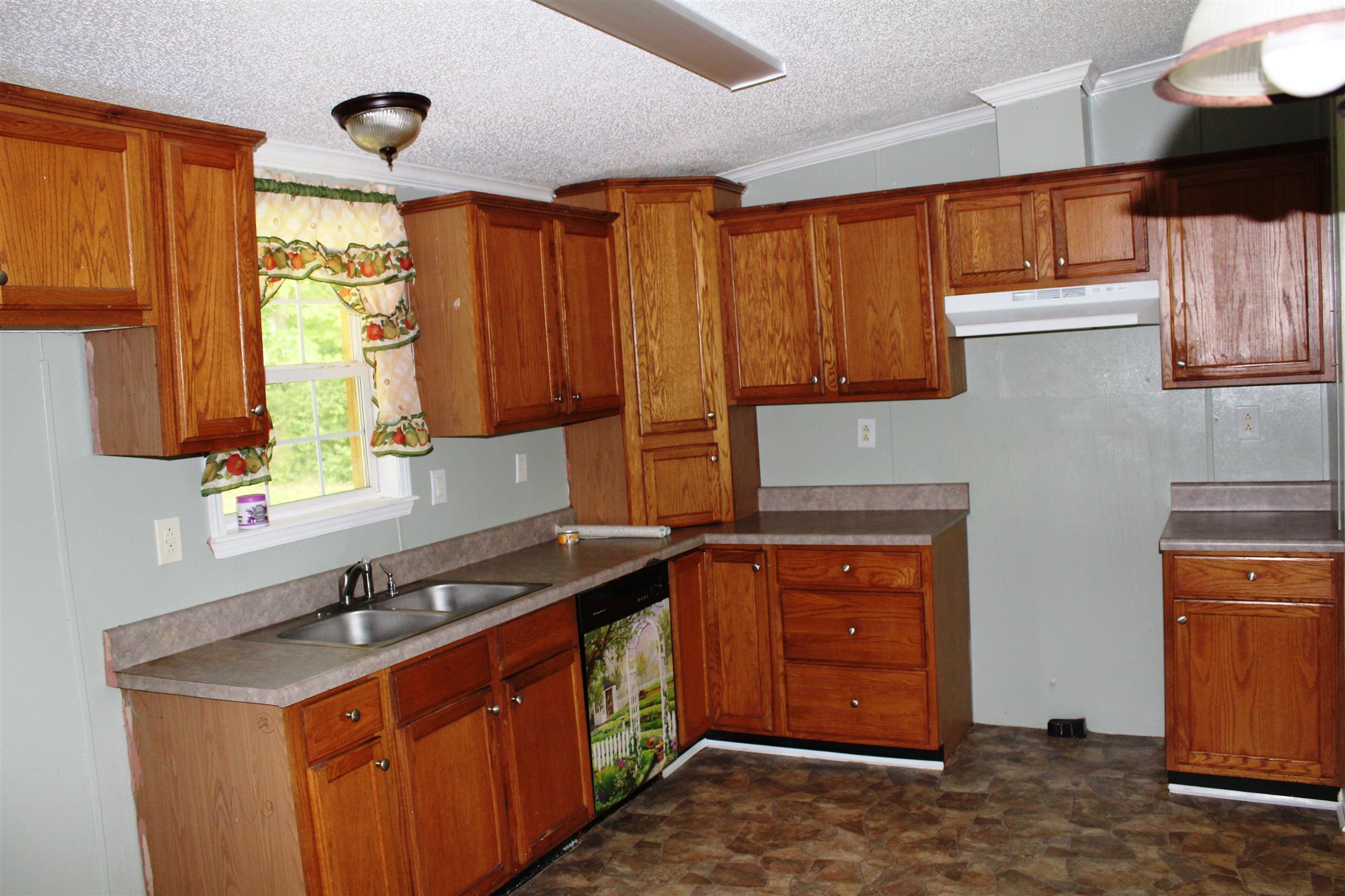 301 Sunset Point Road McMinnville, TN 37110 - Photo 8 of 15 Gallery Image 8