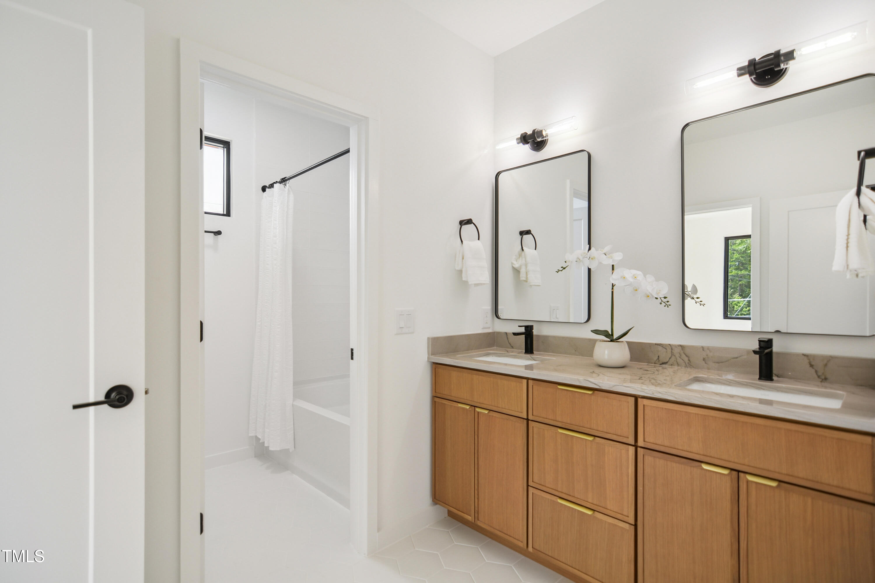 713 North State Street Raleigh, NC 27604 - Photo 29 of 43 024