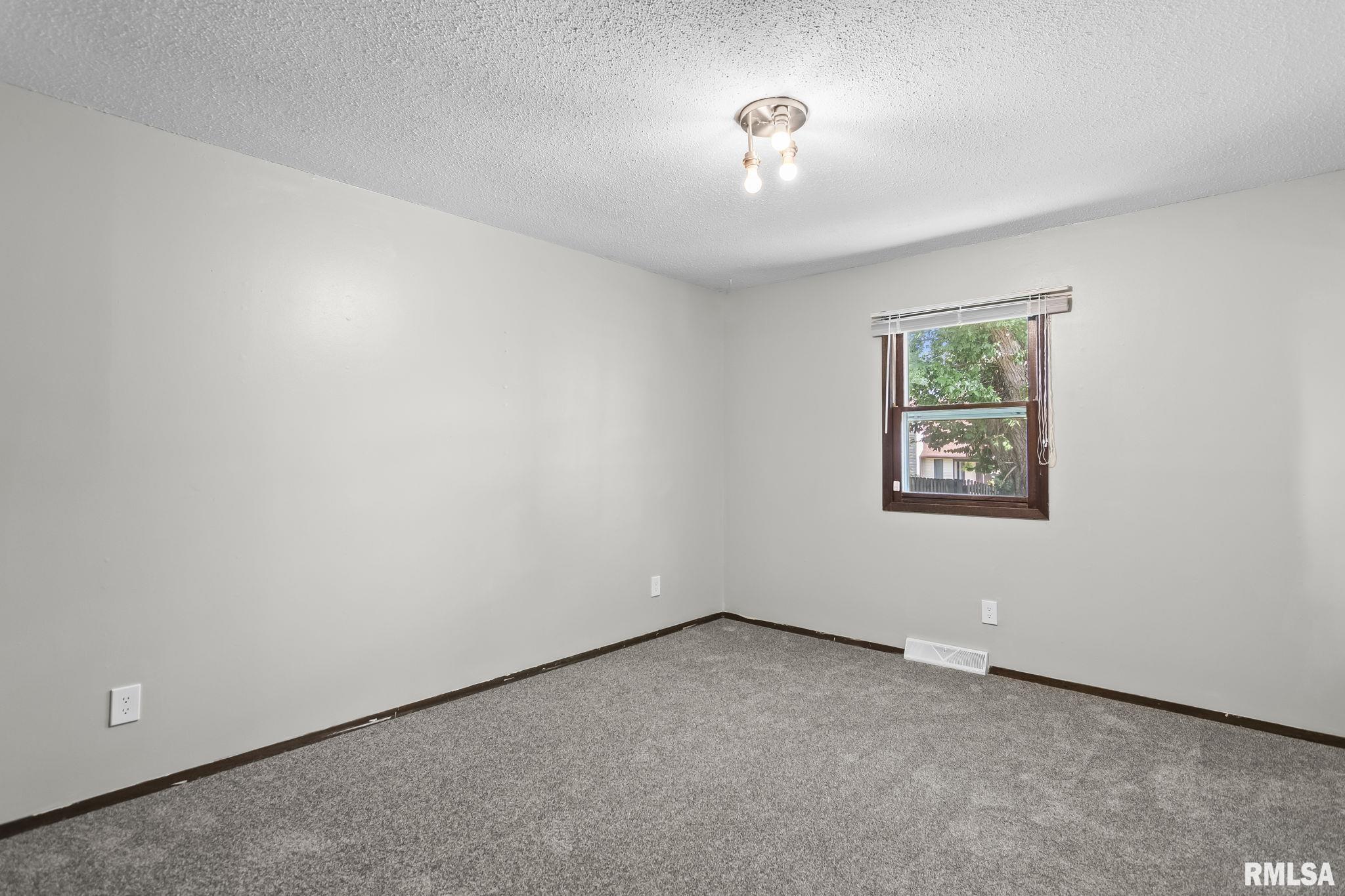 109 Basswood Road Springfield, IL 62712 - Photo 18 of 37