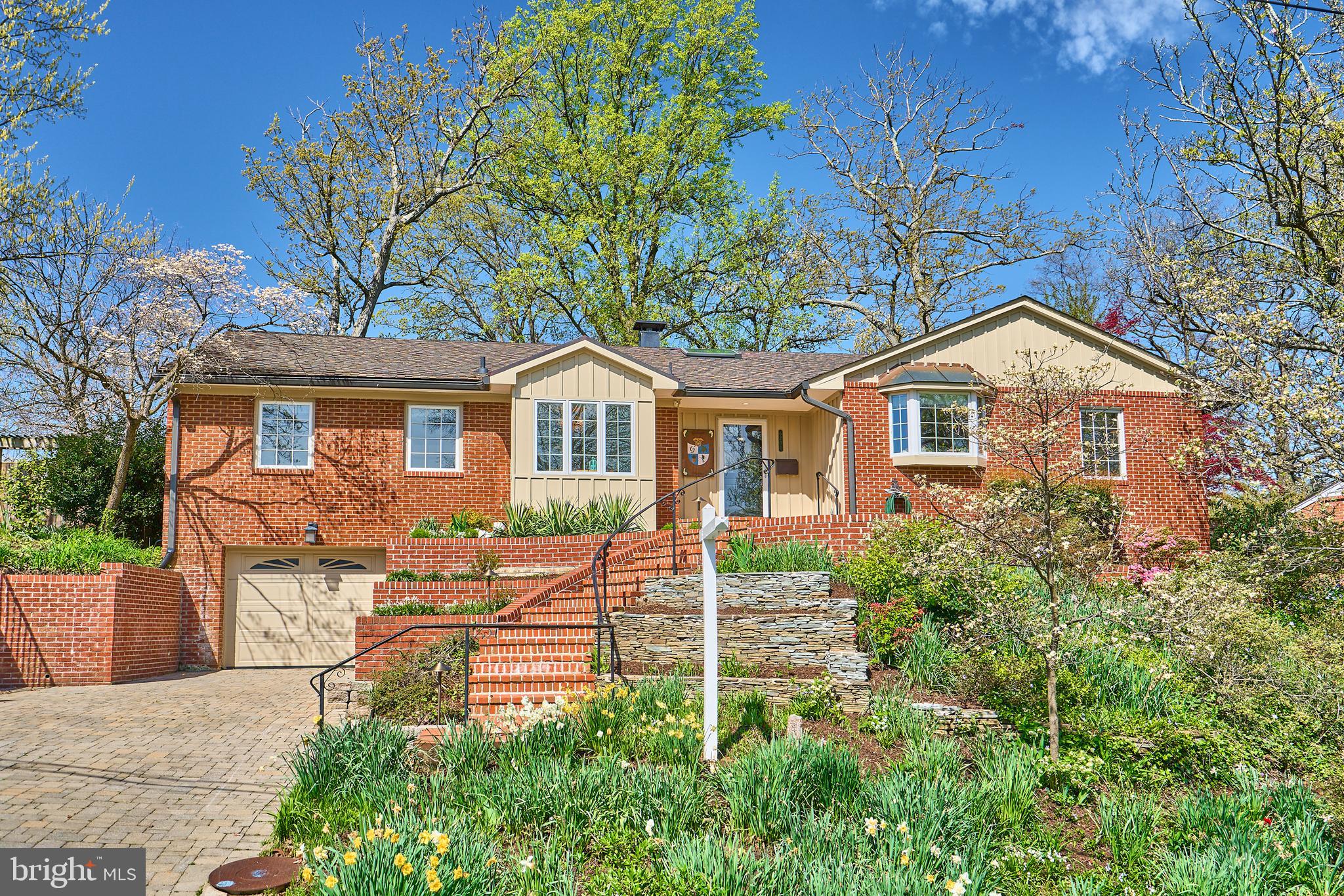 6208 Arkendale Road Alexandria, VA 22307 - Photo 1 of 53 Gallery Image 1