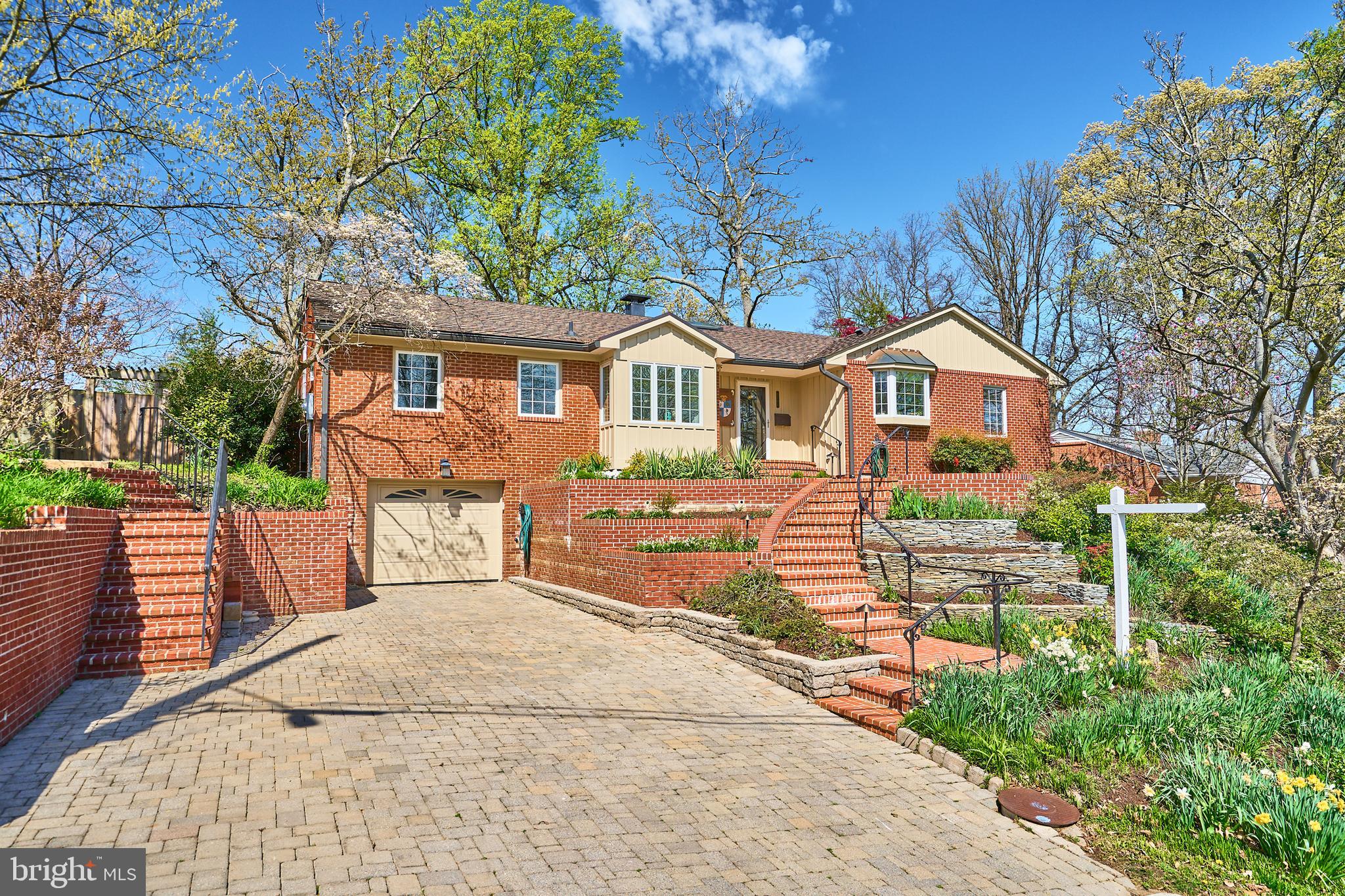 6208 Arkendale Road Alexandria, VA 22307 - Photo 2 of 53 Gallery Image 2