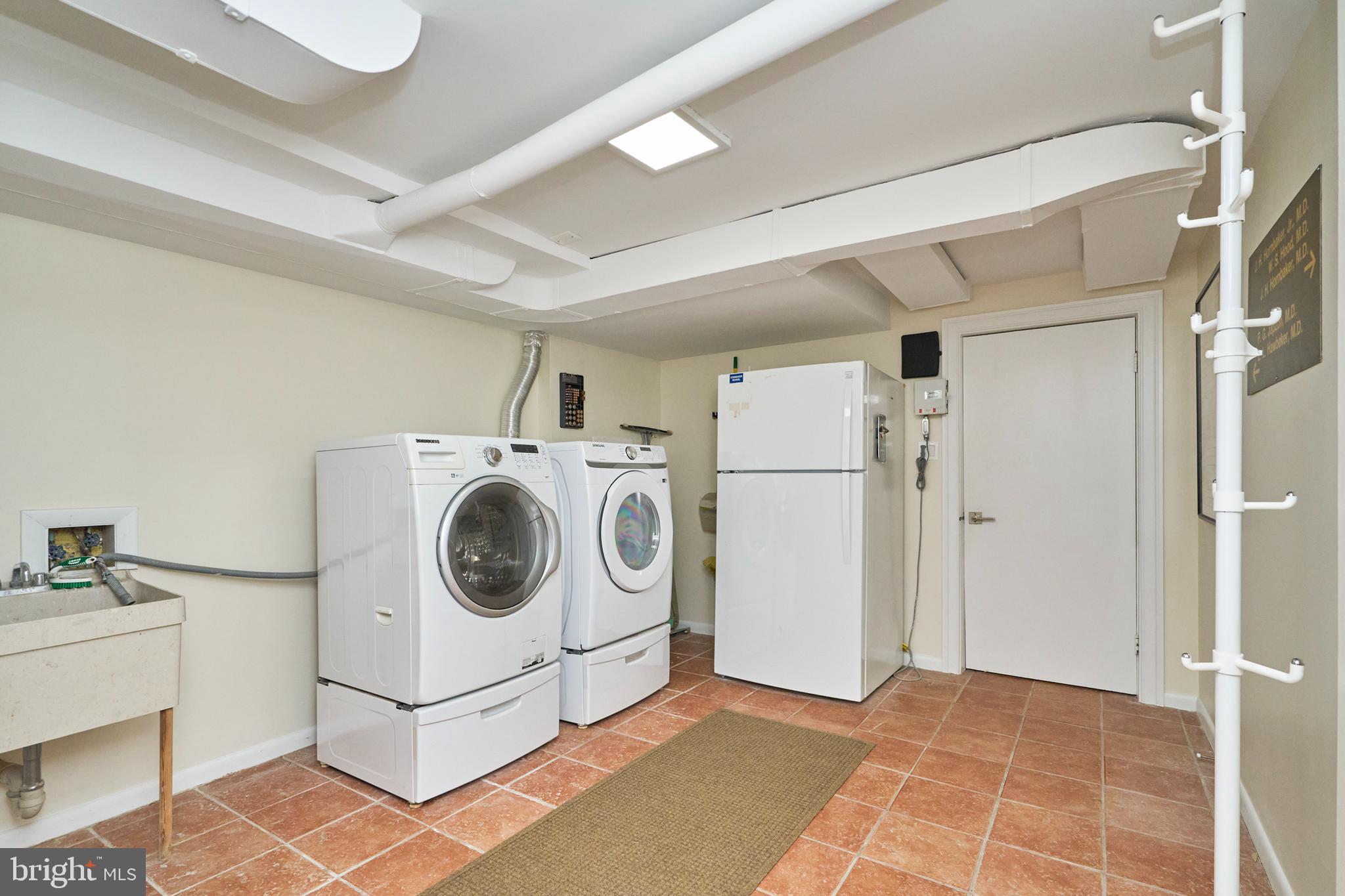 6208 Arkendale Road Alexandria, VA 22307 - Photo 42 of 53 Gallery Image 42