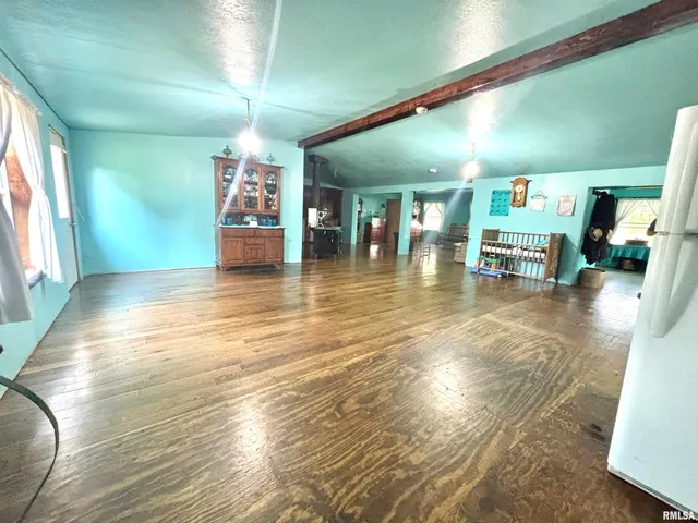 $215,000 | 257 County Highway 16, Xenia, IL 62899