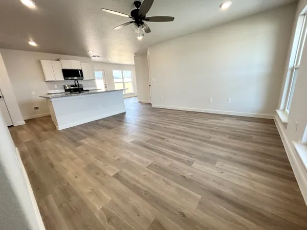 $1,525 | 13822 Fremont Avenue, Lubbock, TX 79423