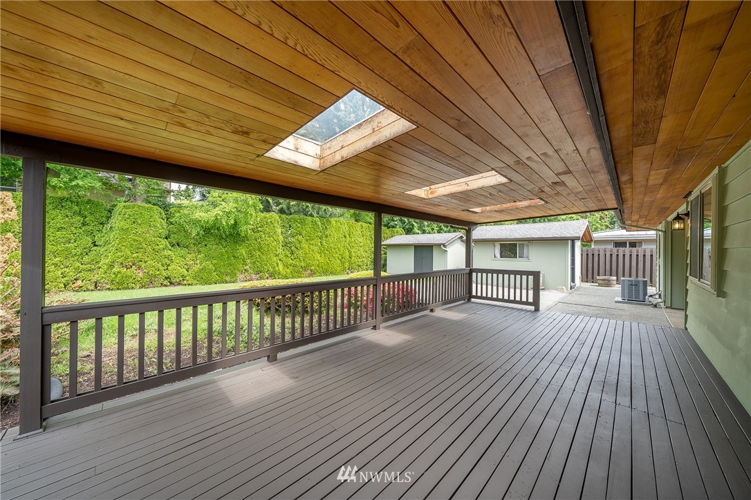 4520 Northeast 24th Street Renton, WA 98059 - Photo 17 of 20