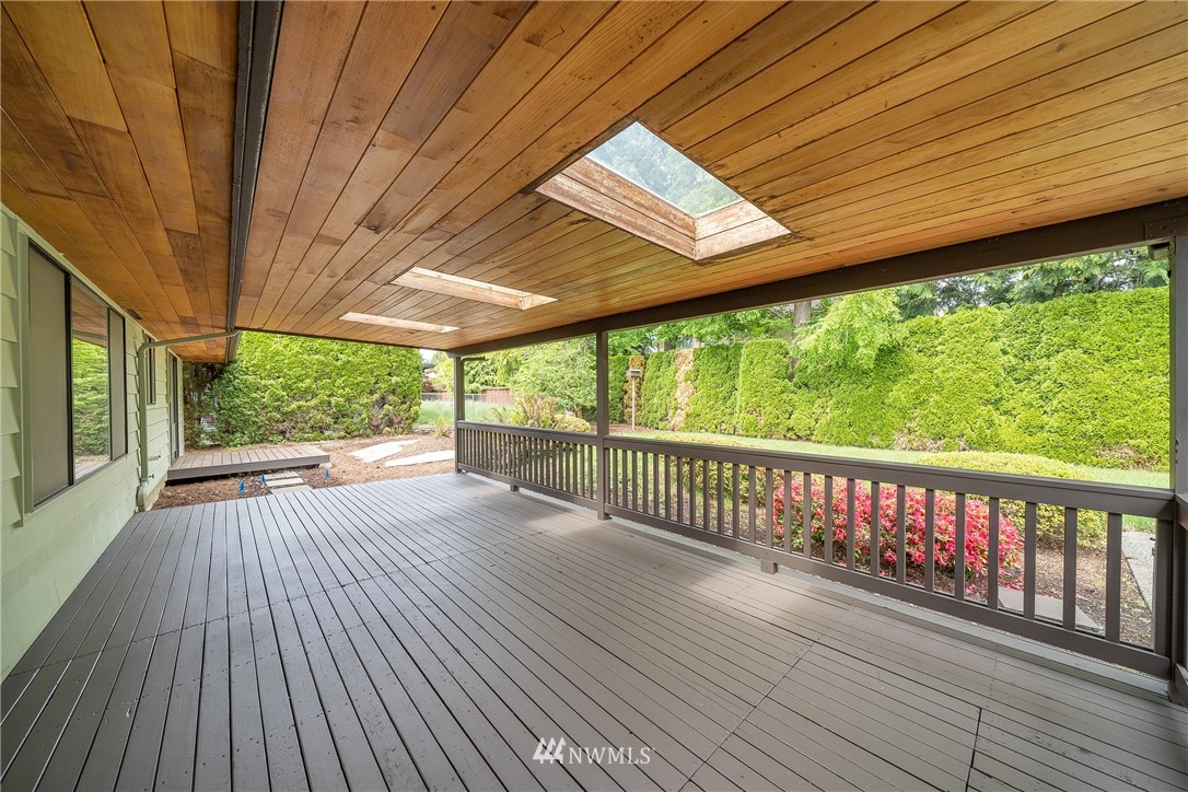 4520 Northeast 24th Street Renton, WA 98059 - Photo 18 of 20