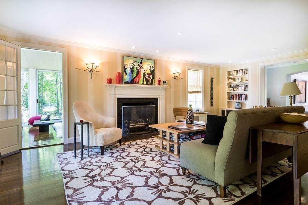 22 Edmunds Road Wellesley, MA 02481 - Photo 18 of 28 Gallery Image 18