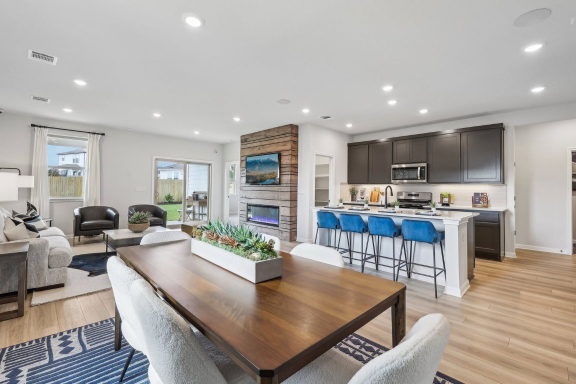 13407 Derby Ride Drive Buda, TX 78610 - Photo 4 of 19