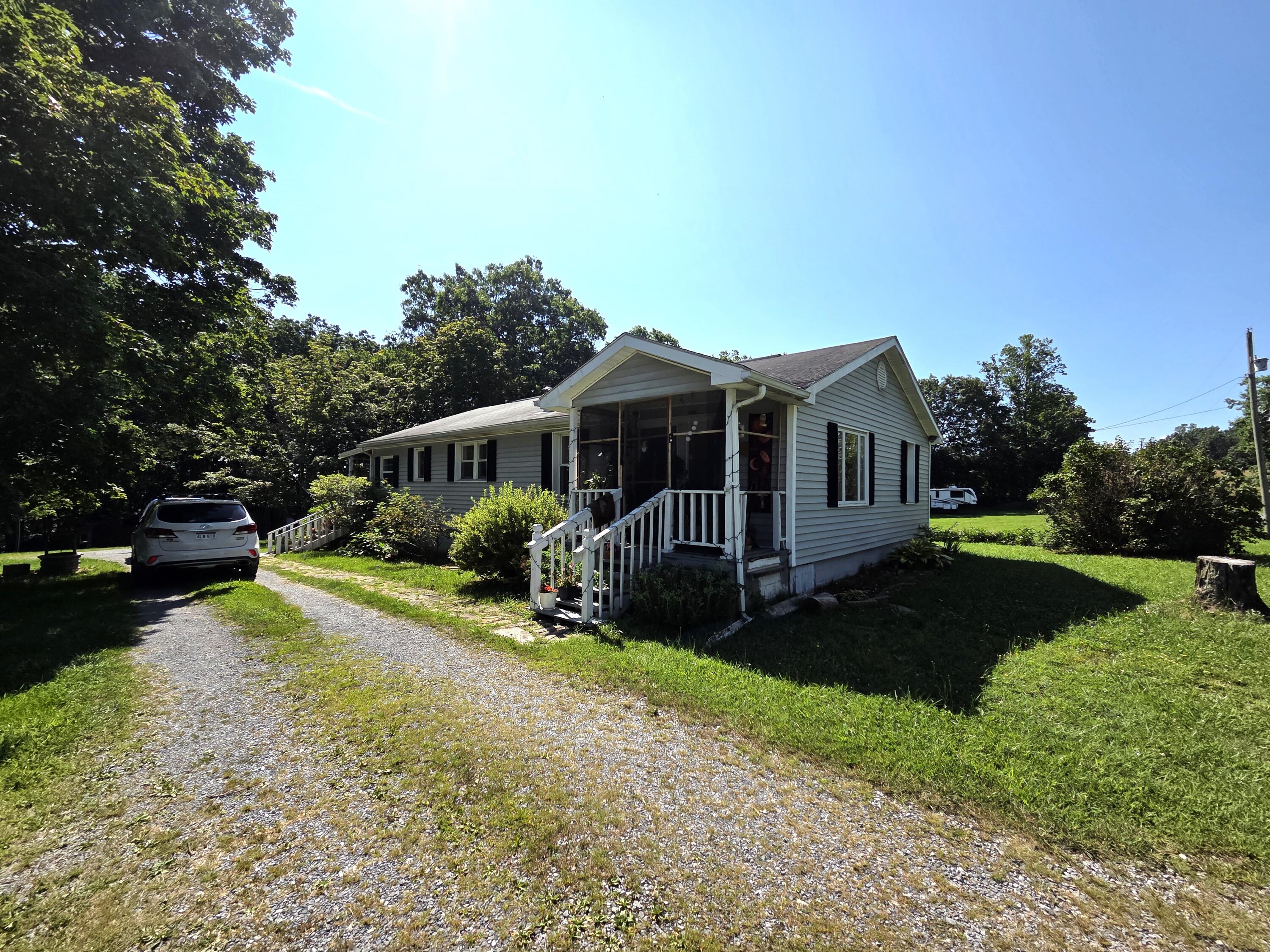 1160 Shumate Road Peterstown, WV 24963 - Photo 1 of 27 Gallery Image 1