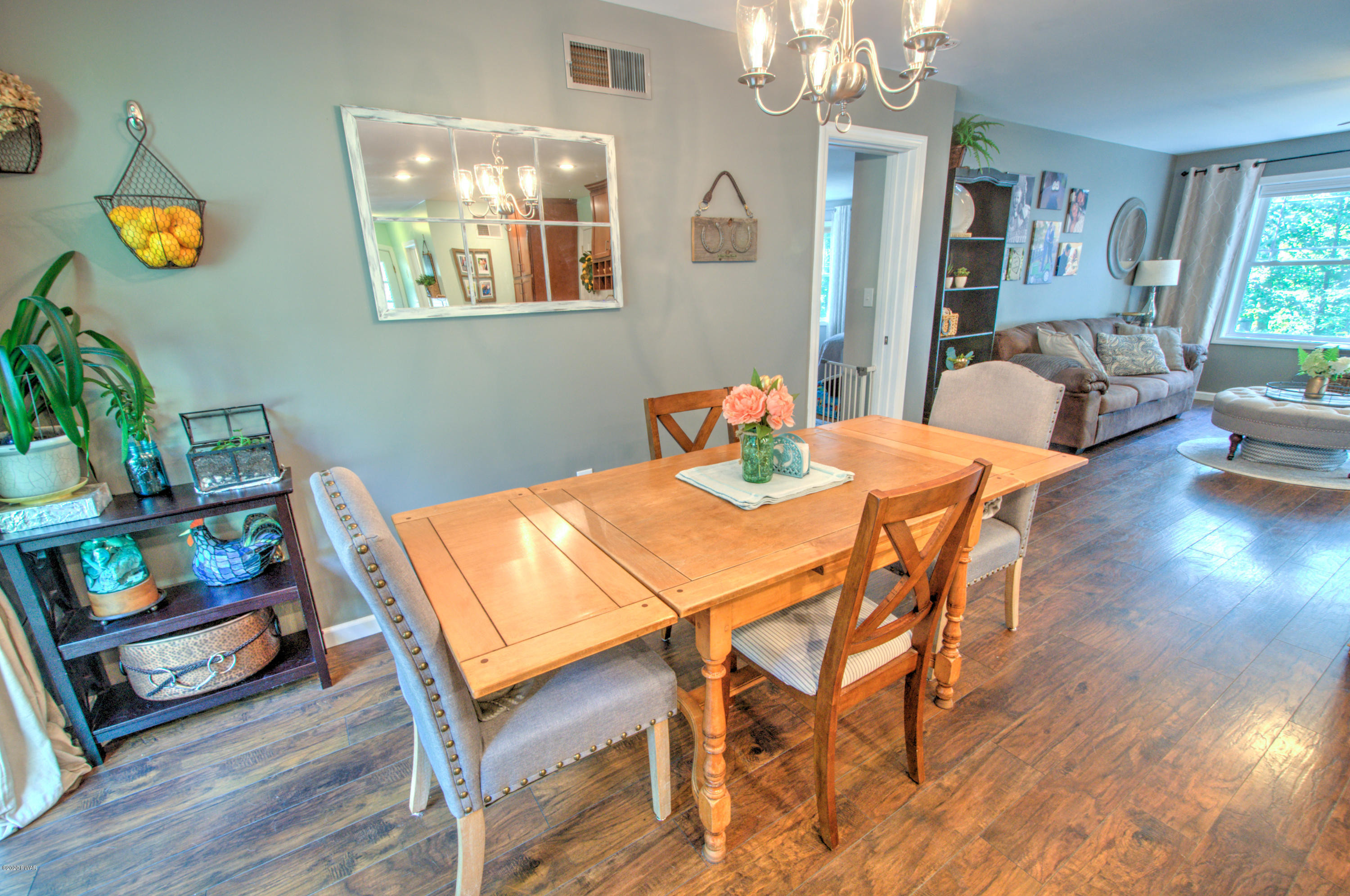 141 Beaverdam Road Tafton, PA 18464 - Photo 11 of 59 11-Dining2