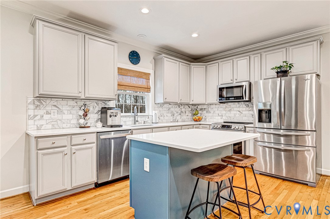 14436 Overlook Ridge Lane Beaverdam, VA 23015 - Photo 12 of 82 Renovated Kitchen with Quartz countertops, marble