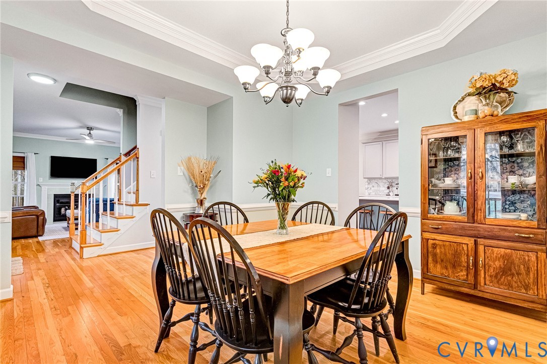 14436 Overlook Ridge Lane Beaverdam, VA 23015 - Photo 18 of 82 Dining Room with trey ceiling, crown molding, & ch
