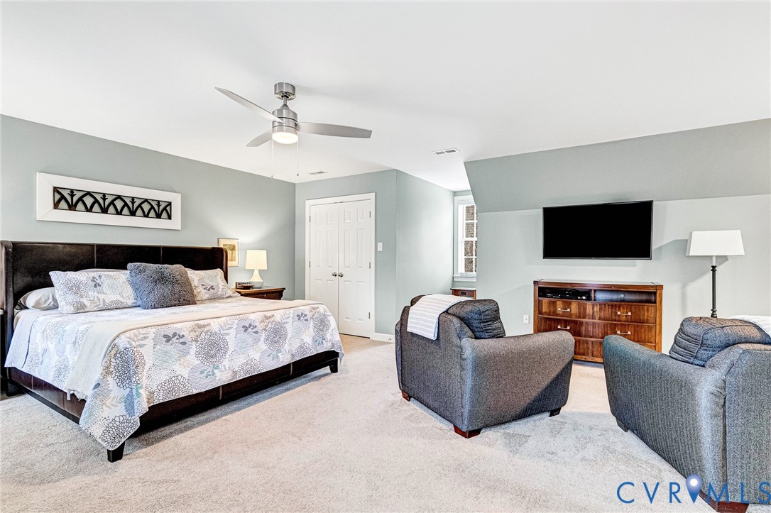 14436 Overlook Ridge Lane Beaverdam, VA 23015 - Photo 24 of 82 Plenty of space for a sitting area!