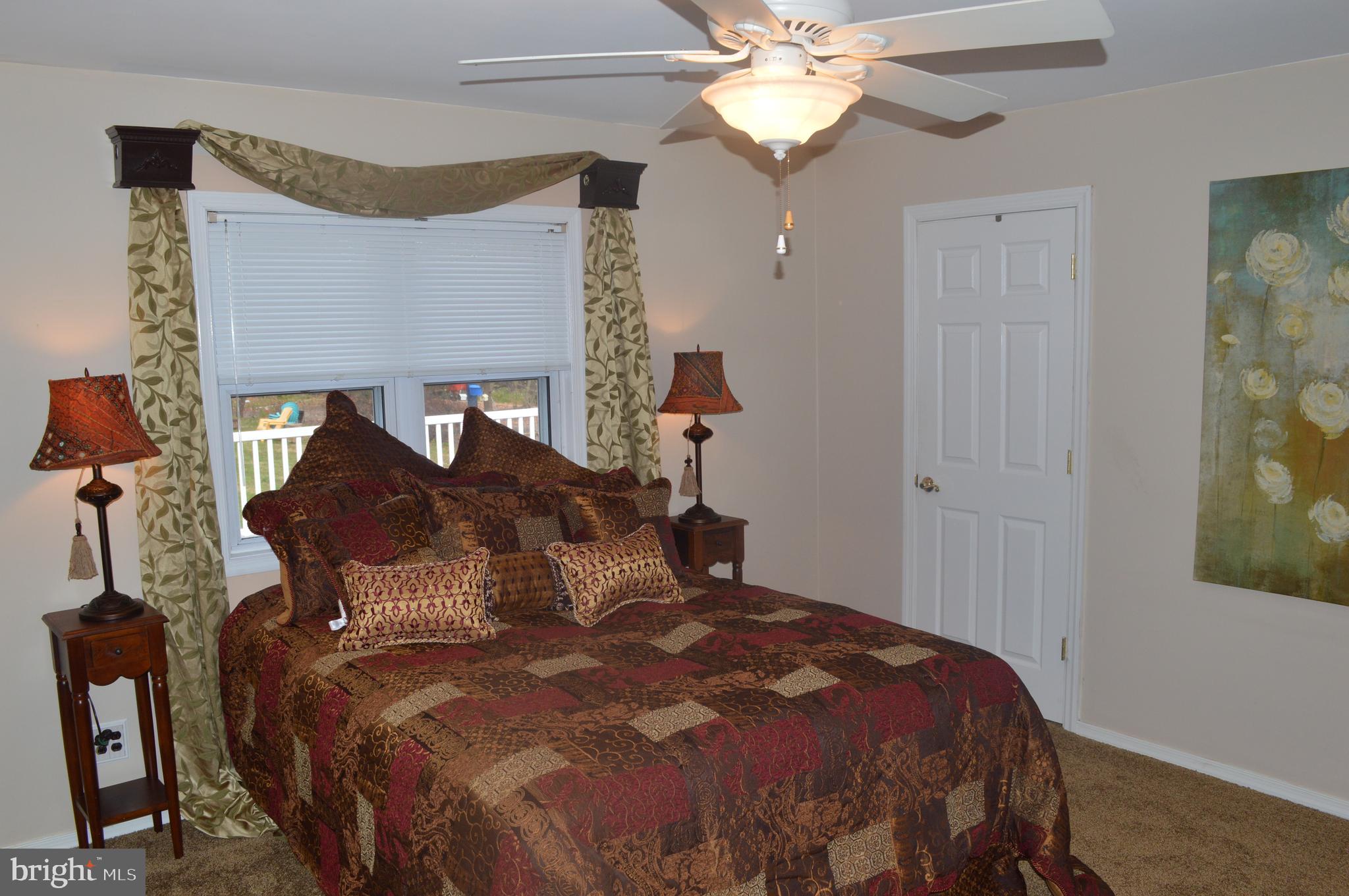 162 Ridge Boulevard Brookhaven, PA 19015 - Photo 19 of 39 {Primary Bedfroom with walk in closet and full bat