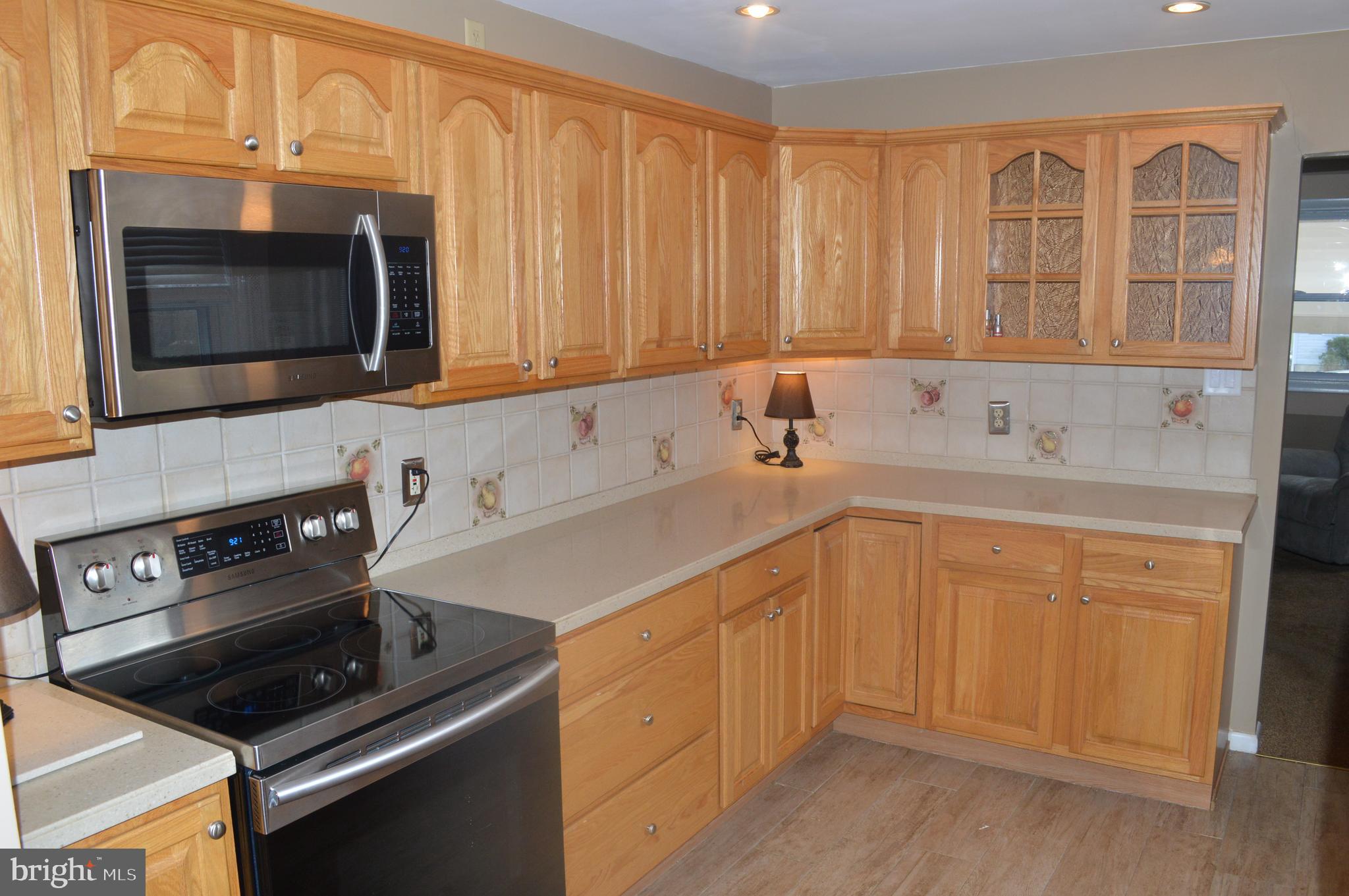 162 Ridge Boulevard Brookhaven, PA 19015 - Photo 3 of 39 Kitcheb with ample cabinetry