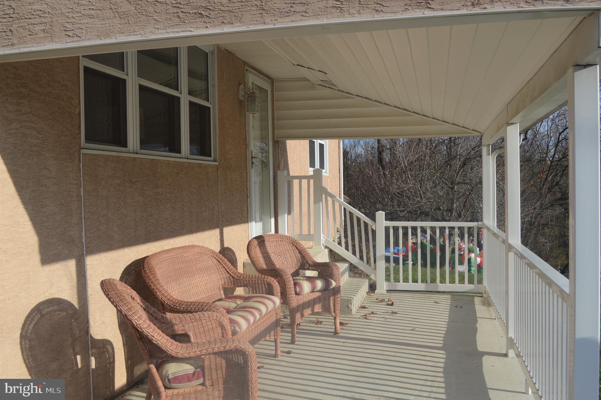 162 Ridge Boulevard Brookhaven, PA 19015 - Photo 5 of 39 The sweet spot to relax