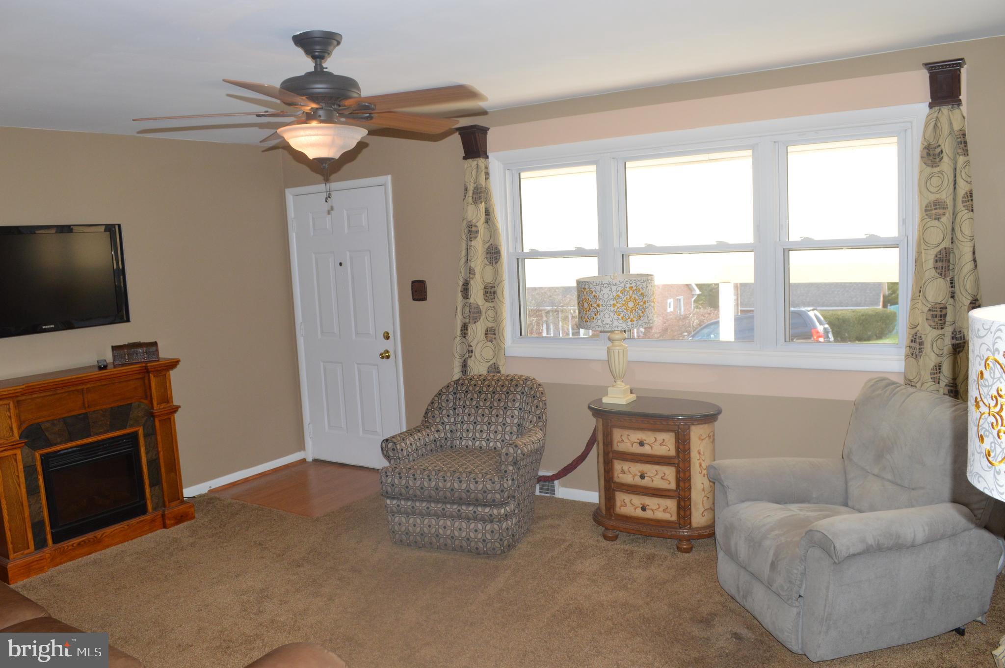 162 Ridge Boulevard Brookhaven, PA 19015 - Photo 6 of 39 Living room view to covered porch