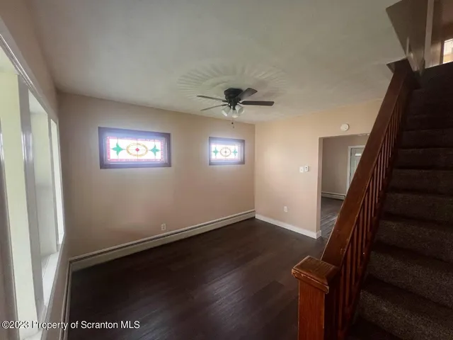 $1,300 | 1005 South Main Street, Taylor, PA 18517