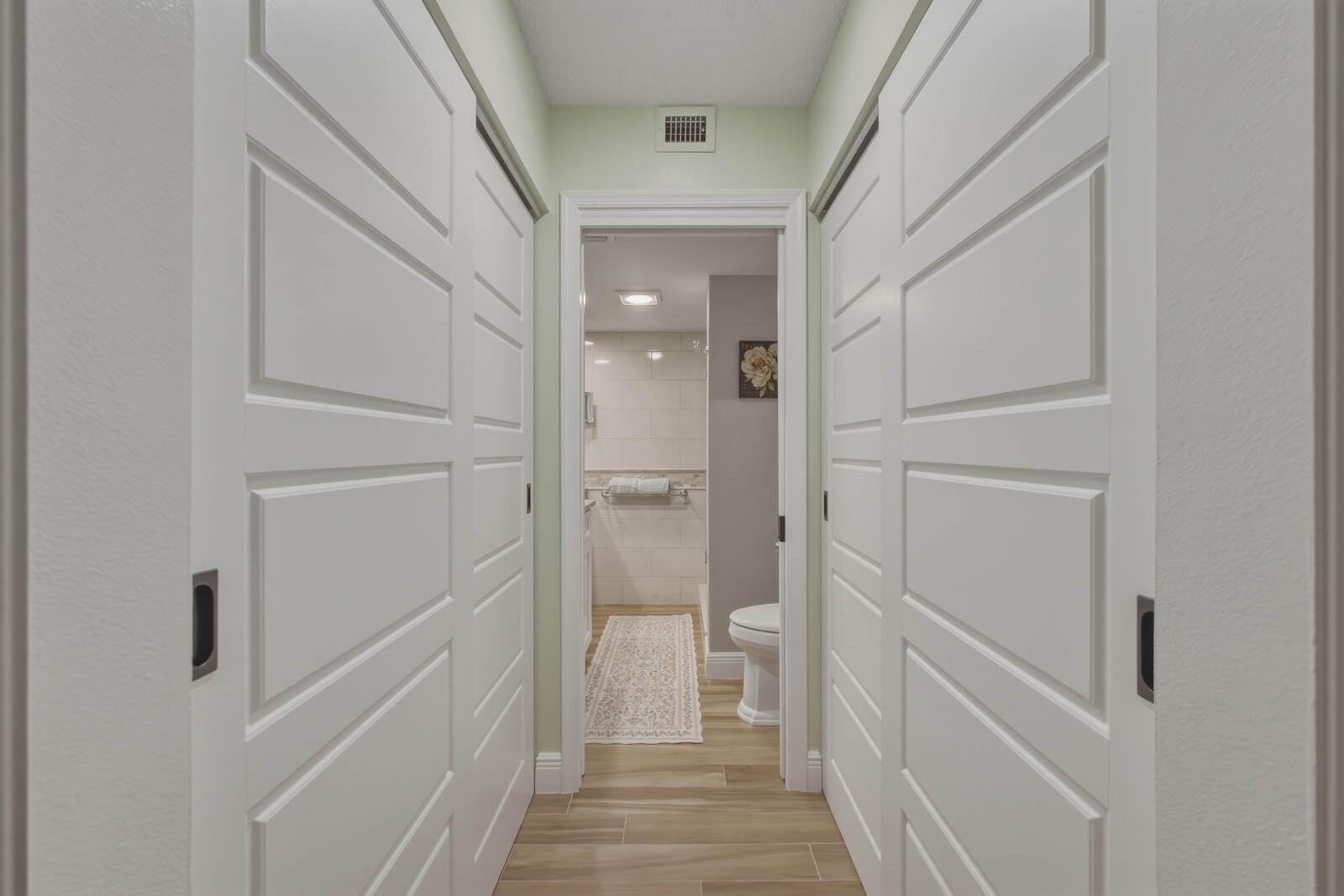 1950 Southwest Palm City Road, Unit 5106 Stuart, FL 34994 - Photo 27 of 50 5-106_Circle_Bay-31