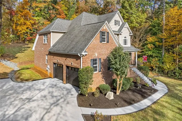 $628,500 | 3925 Philpark Drive, Winston-Salem, NC 27106