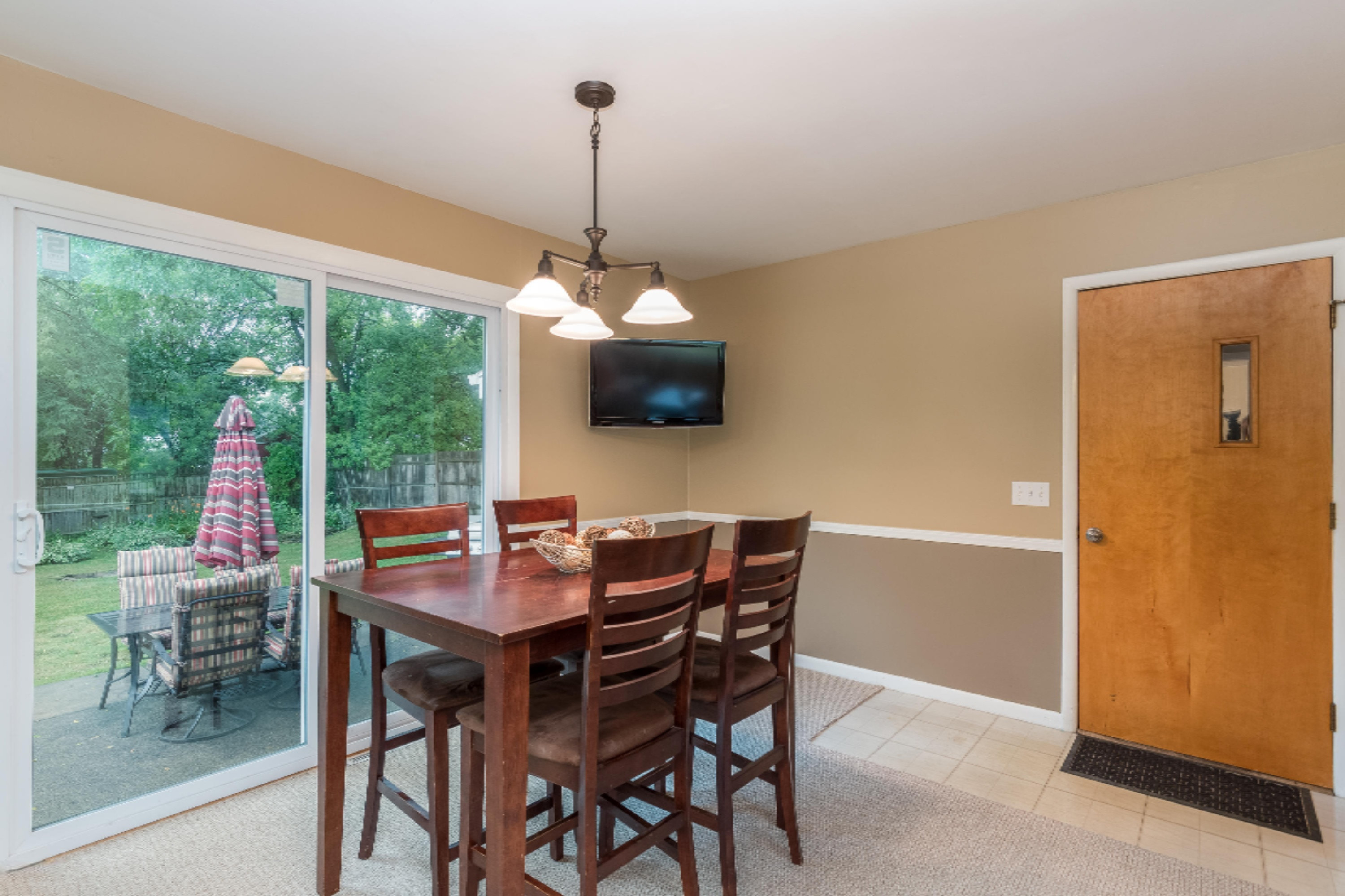 2535 Romence Road Portage, MI 49024 - Photo 7 of 29 016