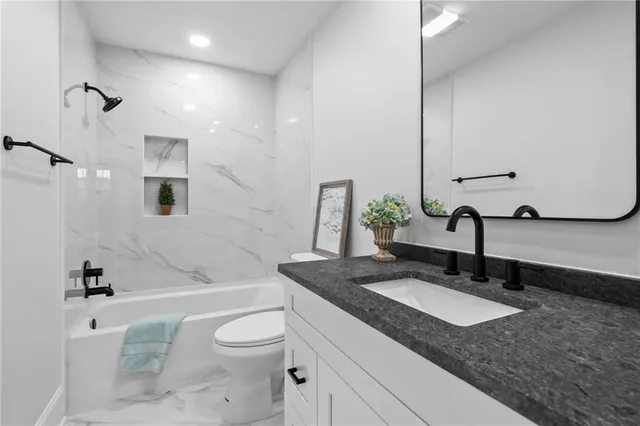 $455,000 | Undisclosed Address, Metairie, LA 70005