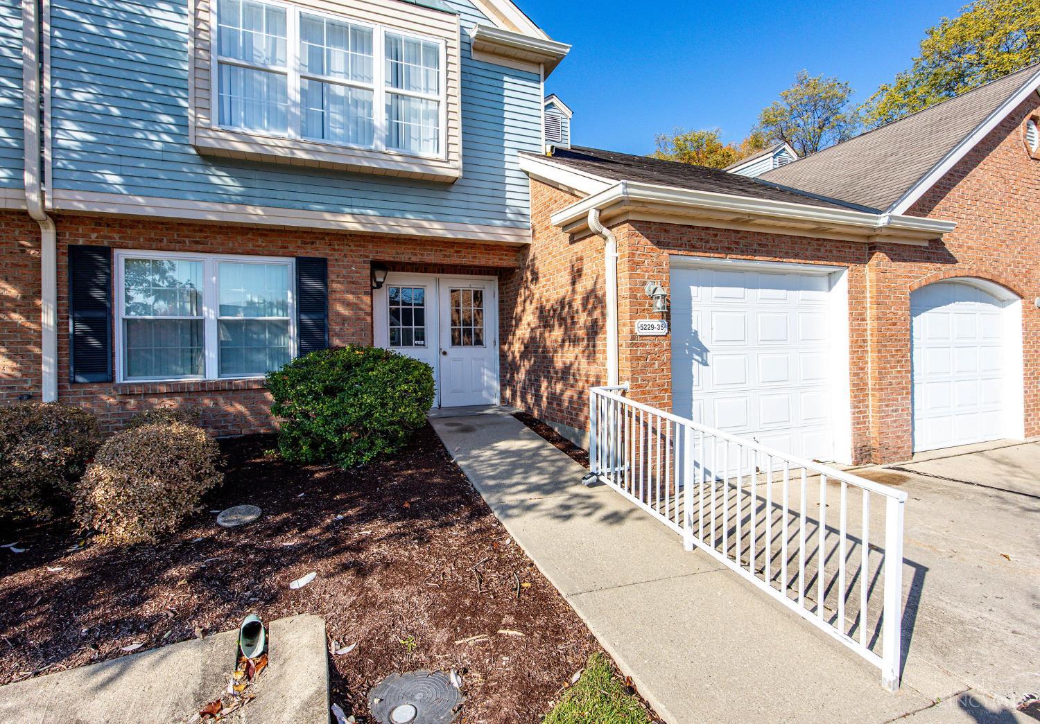 5231 Fox Ridge Cincinnati, OH 45248 - Photo 2 of 46